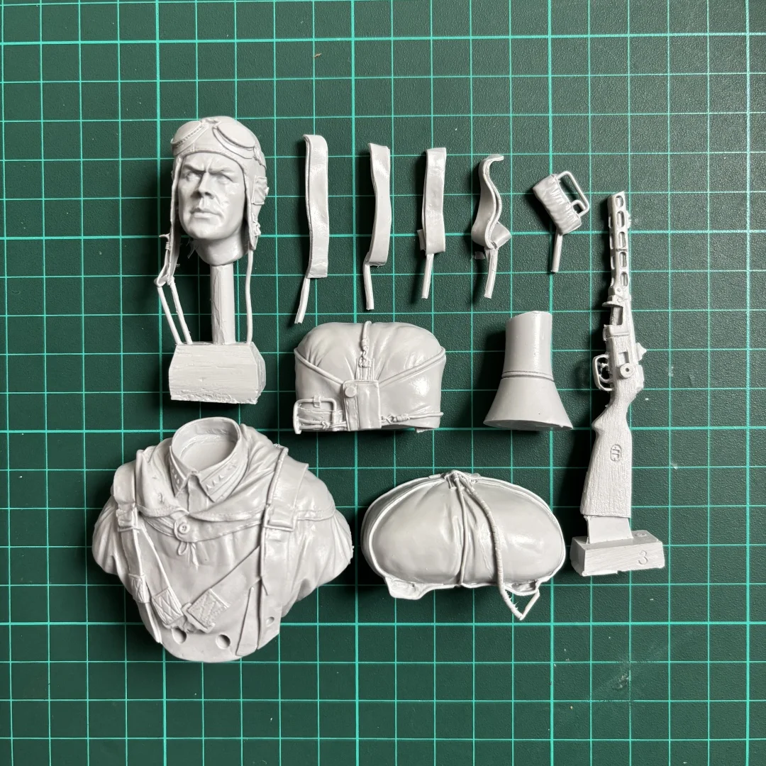1/10 resin bust model GK Russian soldier unassembled and unpainted DIY kit