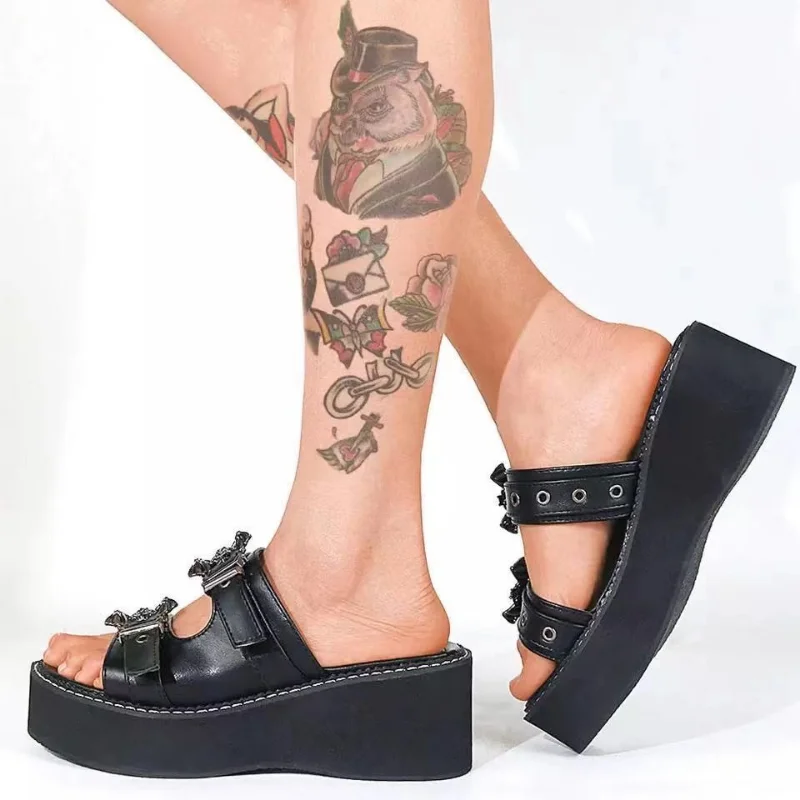 Goth Punk Large Thick Bottom Slippers Female Summer 2023 New Punk Bat Decorative Belt Buckle Slope Heel Sandals Female