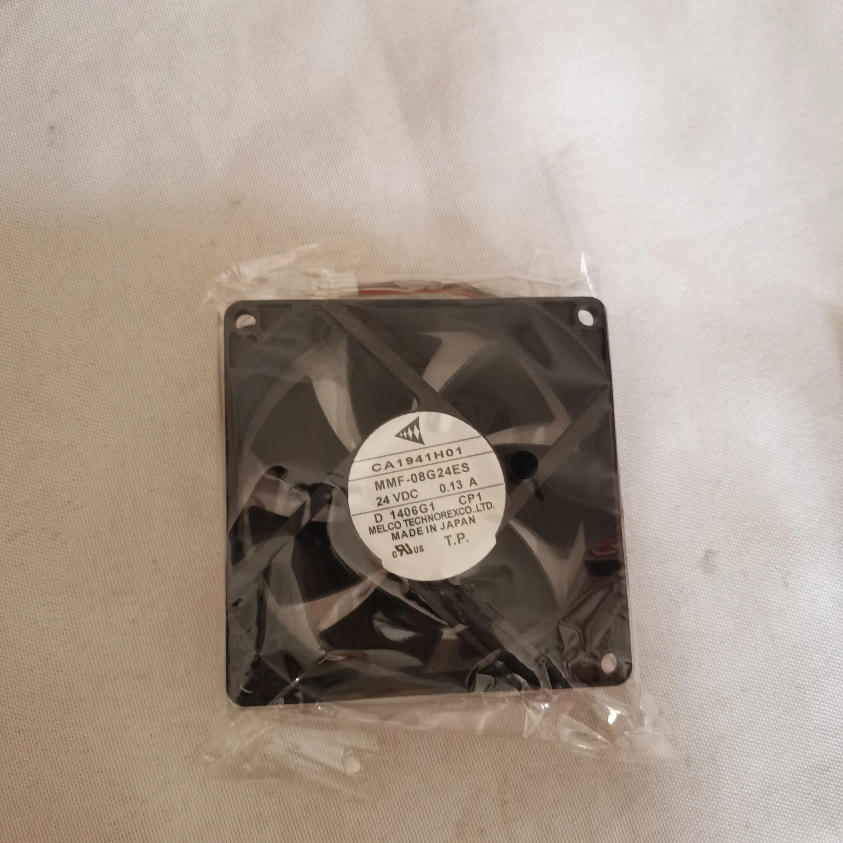 Melco 80MM 8025 fan MMF-08G24ES CP1 24V 0.13A CA1941H01 F740 3Wire Cooling Fan 8cm fan  6months Warranty