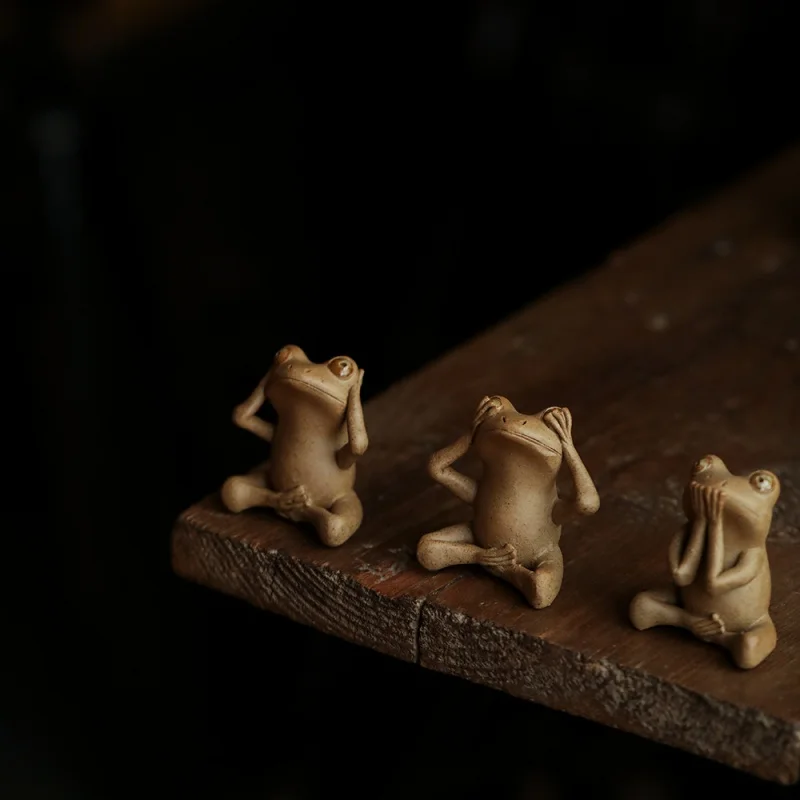 Tea Ceremony Tea Ornaments Decoration Handmade Ceramic Frog Supportable Tea Shelf Tea Mat Decoration Buddha Buddha Frog Sculptur