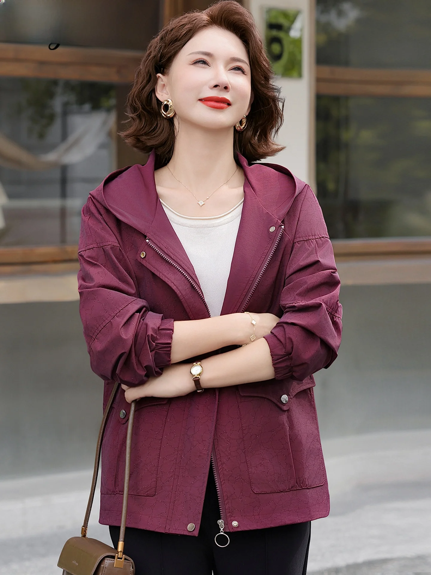 

Faionable ort Autumn Outerwear for ort Women Middle-Aged And ly Women andmother Sli Top 2025 New Sle Windb...