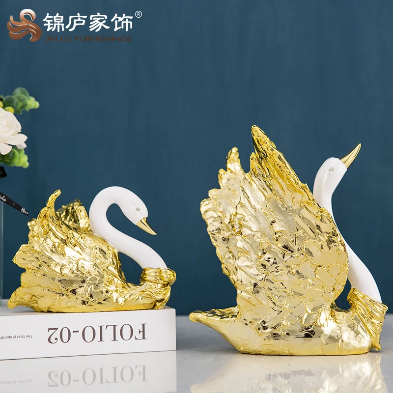 

European Romantic Gold Plated Swan Table Decoration Resin Electroplated Luxury Crafts Living Room TV Cabinet Wine Cabinet