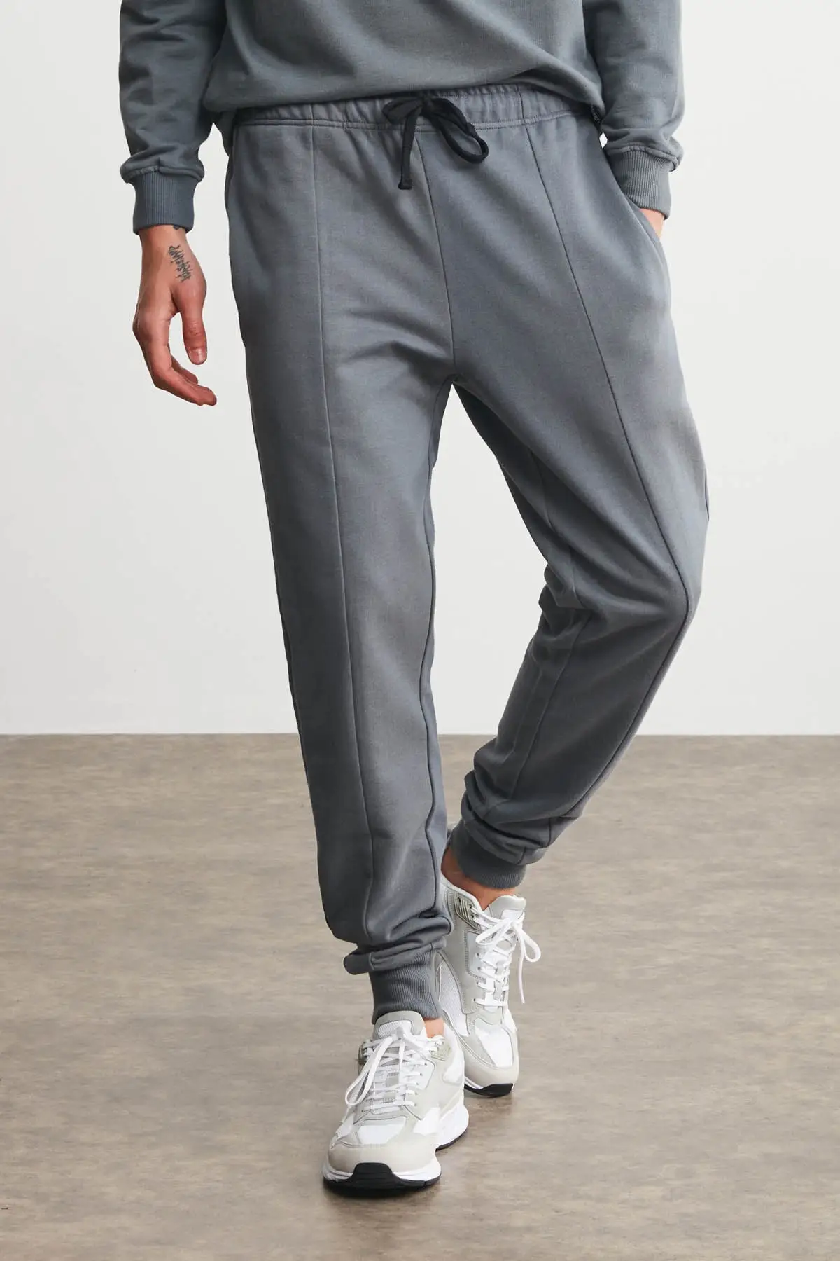 Men's Plain Gray Cotton Sweatpants With Front Stitched Waist Cord Comfort Fit Elastic Legs Sweatpants