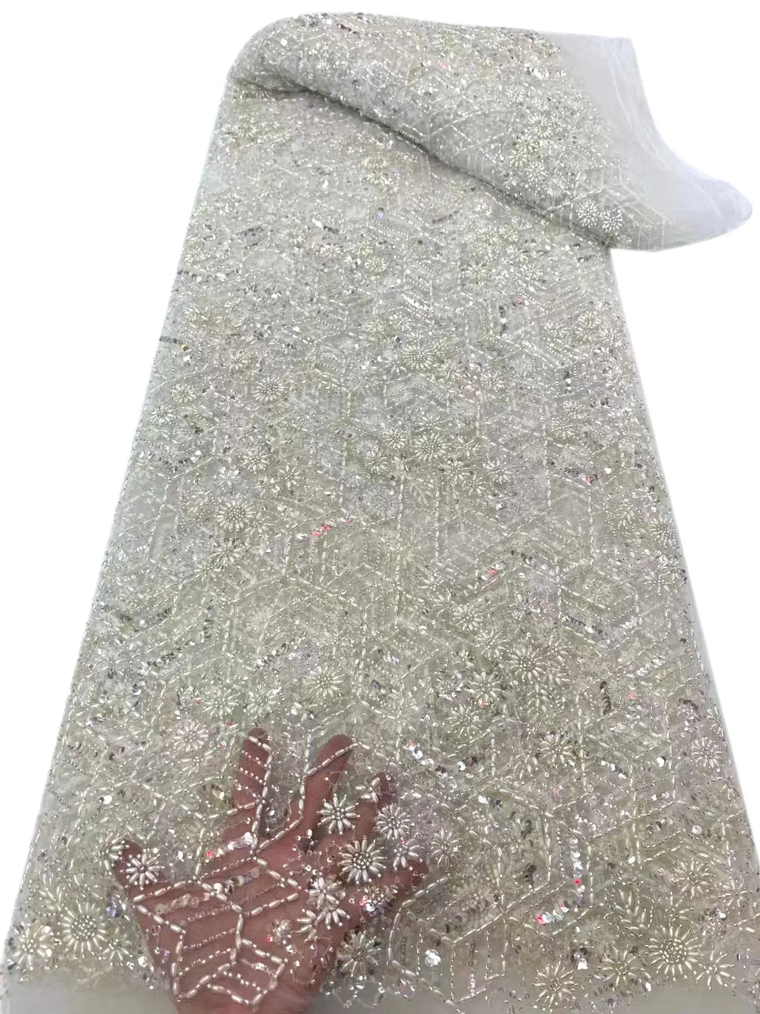 

New exquisite flower type bead tube bead lace mesh fabric, European and American high-end fashion dress/5yards