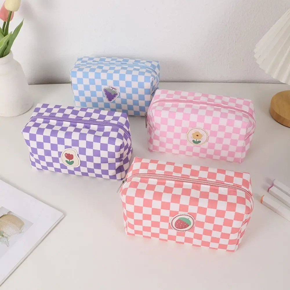 

Simple Portable Makeup Bag Durable Wear-resistant Storage Pouch High Appearance Level Large Capacity Toiletry Bag Travel