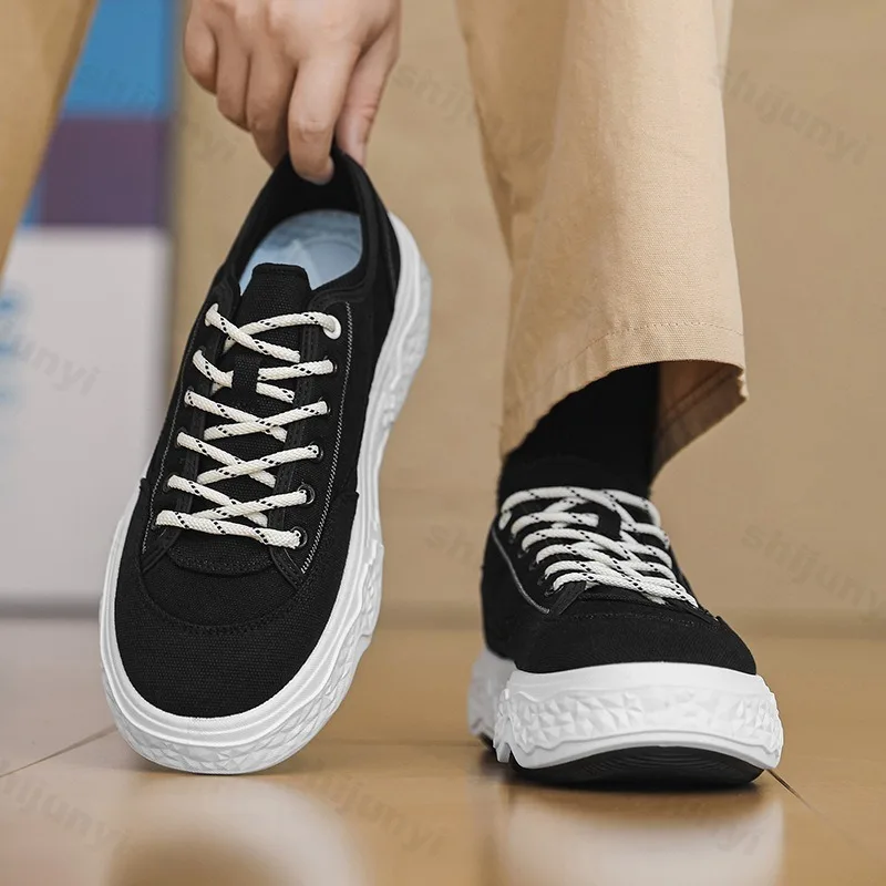 

Мужская модная трендовая повседневная парусиновая обувь с низким берцем на толстой подошве, осень 2023, новые удобные универсальные кроссовки на платформе с цветными блоками