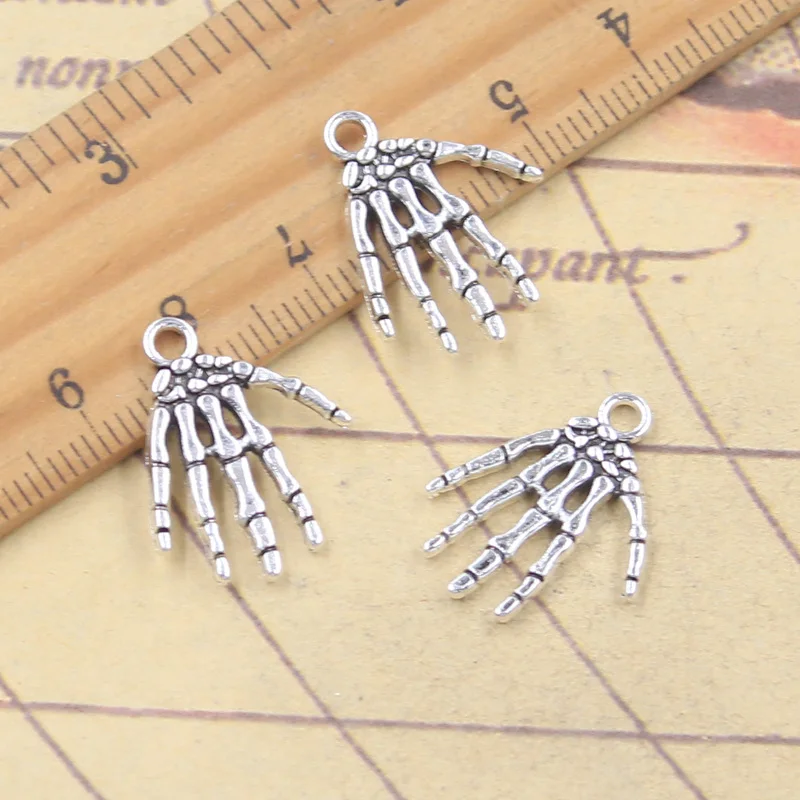 20pcs Charms Skull Claw 21x17mm Antique Silver Color Pendants Making DIY Handmade Tibetan Finding Jewelry