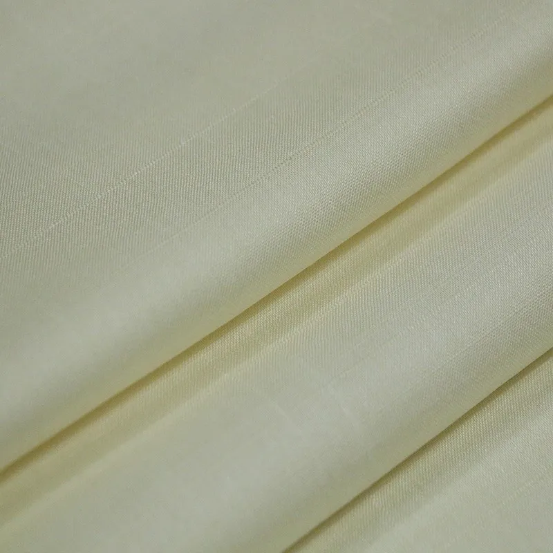 This 35MM narrow-width silk tussah color fabric is made of plant-dyed grass and wood-dyed The old material rough rugged