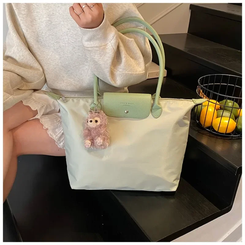 

Vintage Inspired Simple Crossbody Bag For Women With Trendy Letter Logo And Elegant Leather Fashionable