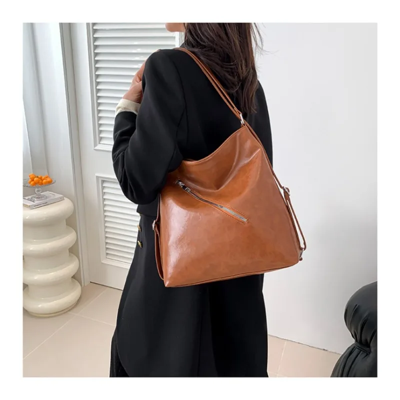 Commuting Personality Trend Backpack for Women's New Fashion  Tote Shoulder Bag Minimalist Soft Leather Retro Style Shoulder Bag