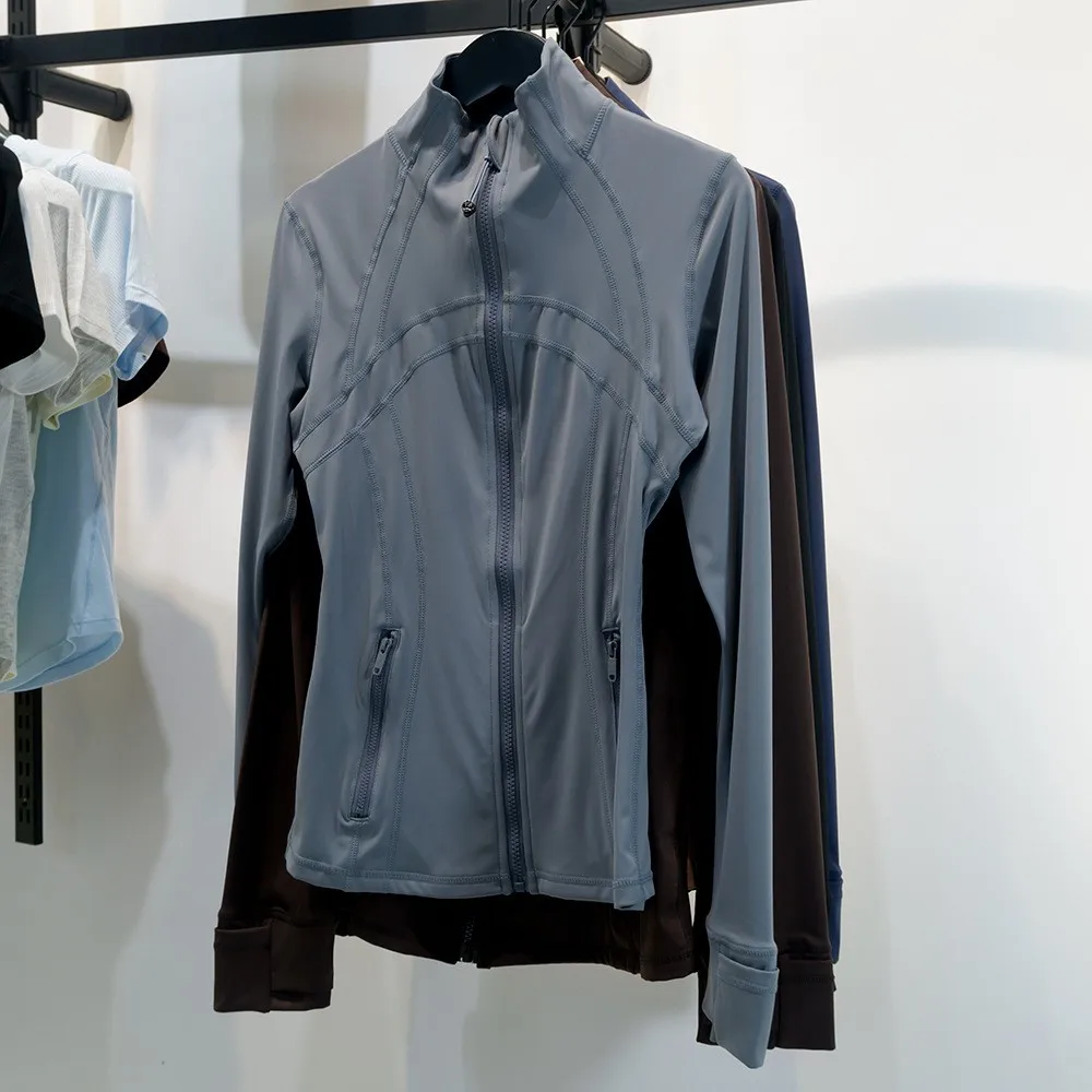 Damen-Stehkragenjacke mit Reißverschluss, Hautfreundliches Gefühl, Hohe Dehnbarkeit, Feuchtigkeitsaufnahme und Schweißableitung, Schlanke Passform – Detail 7