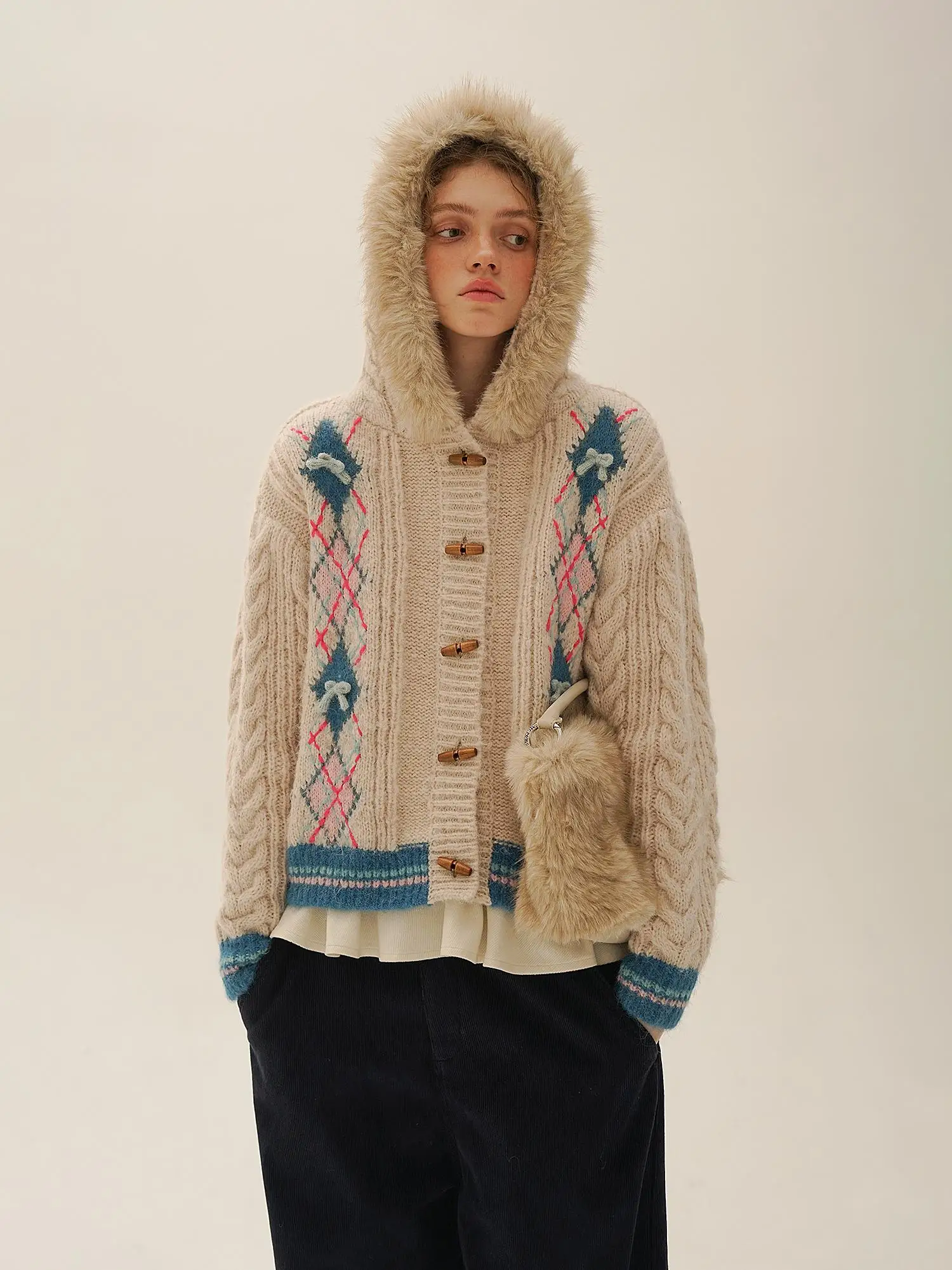 

112-120cmBust FallWinter Alpaca Wool Cardigans Sweaters Women Vintage Elegant Bows Detachable Fur Collar Hooded Sweater Cardigan