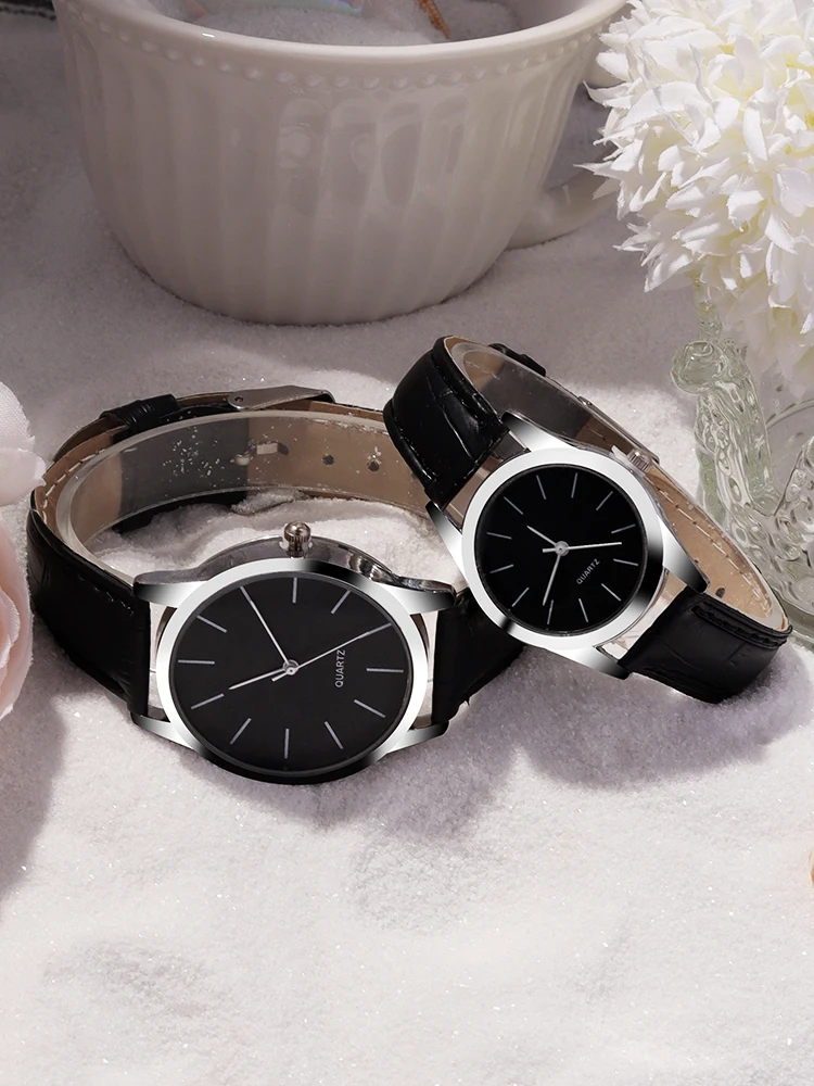 4pcs fashionable and simple round dial quartz watch paired with diamond studded star moon bracelet set for couples watch set