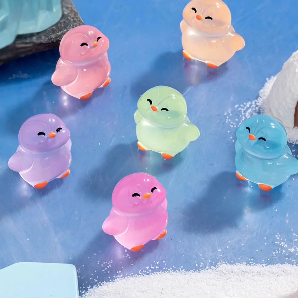 

12 pcs Mini Landscape Penguin Statues Glow in Dark Figurines Adorable Resin Decorations Garden Ornaments