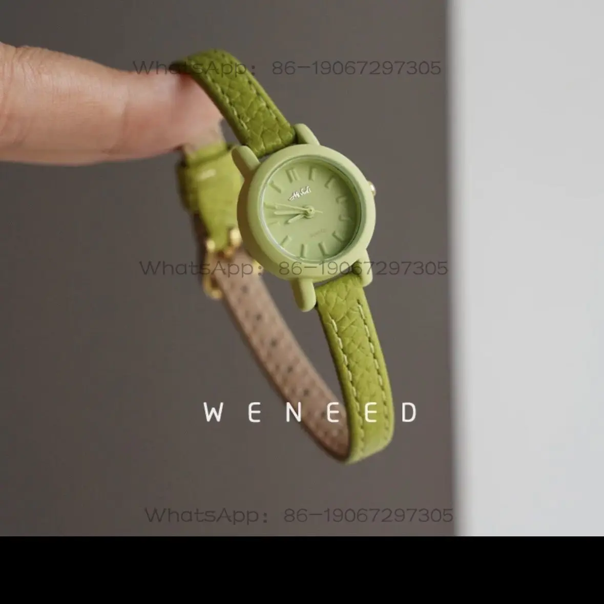 PEIYING Ankara Red Fashion Retro Simple Temperament Dopamine Niche Watch for Teens & Young Adults
