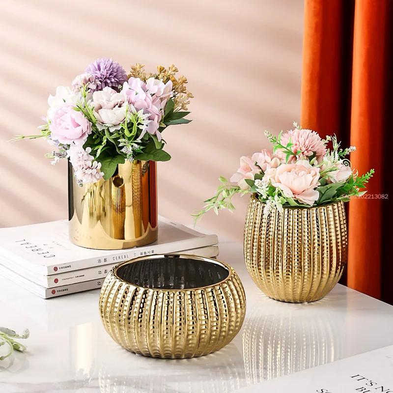 New Nordic Gold Ceramic Vase Geometric Shape Ceramic Flower Pot Office Flower Arrangement Decorative Flower Pot Home Decor Vase