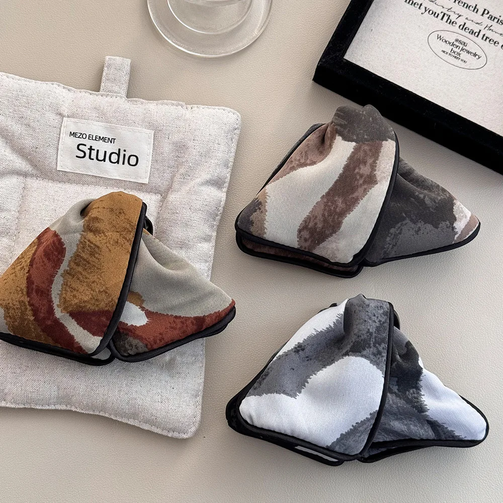 

Ретро осенне-зимняя заколка для женщин, новинка 2025 года, заколка в виде акулы для волос для женщин и девочек, популярные зажимы, модные аксессуары для взрослых