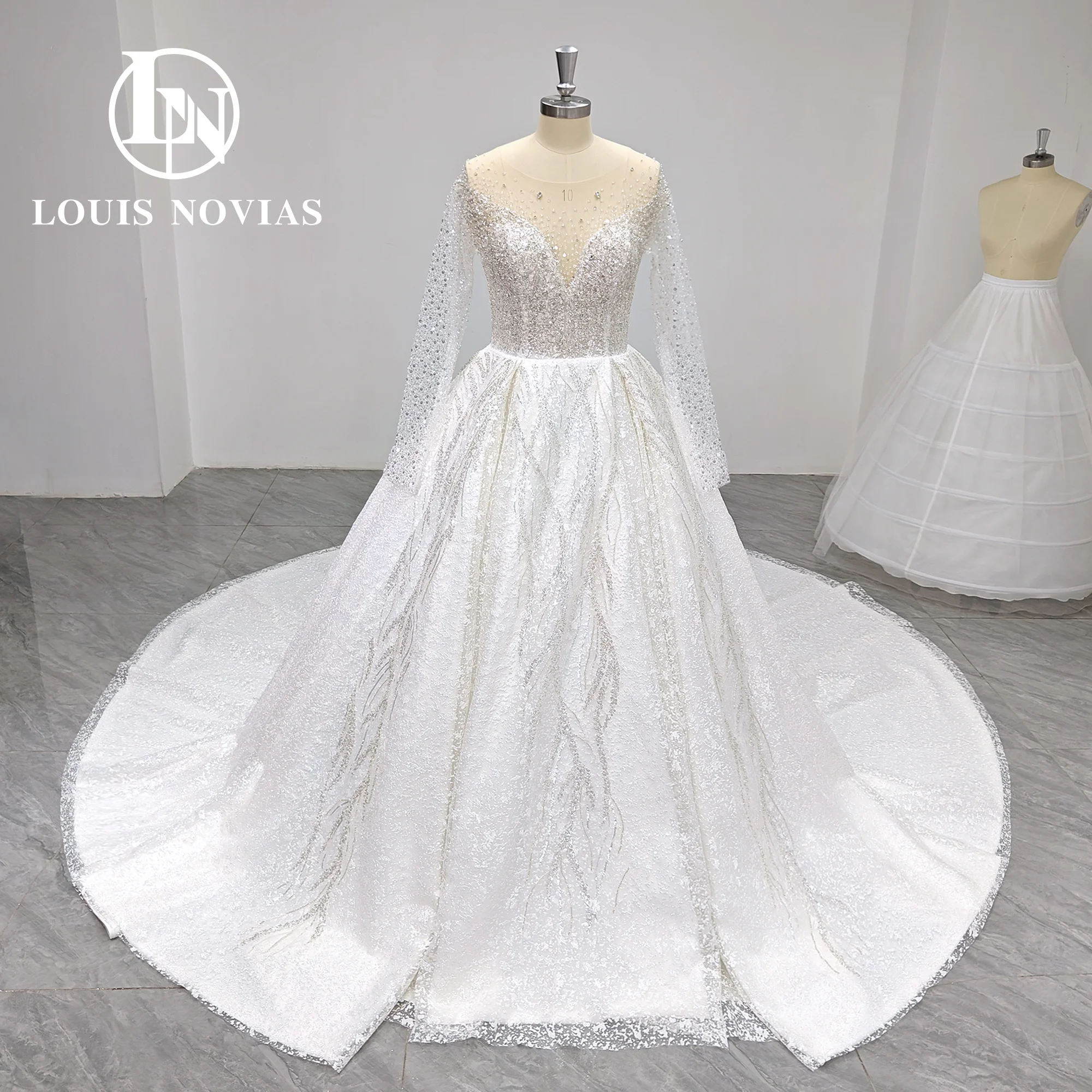 

LOUIS NOVIAS Luxury New Arrives Floor-Length Sweetheart Ball Gown Wedding Gown Vestidos De Novia