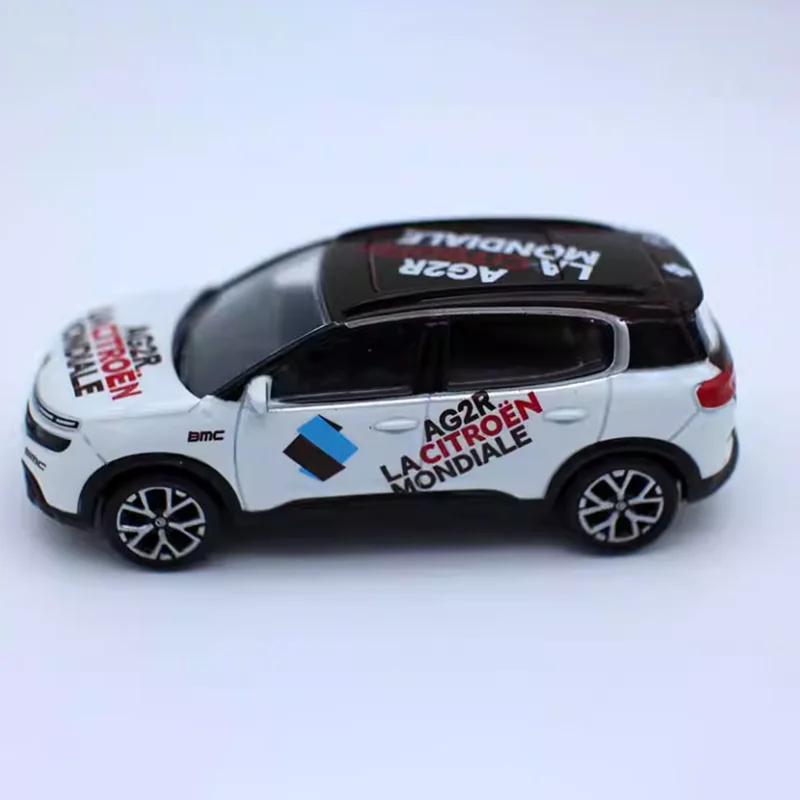 Diecast Alloy 1/64 CITROEN C5 X/C5 Aircross Car Model Classics