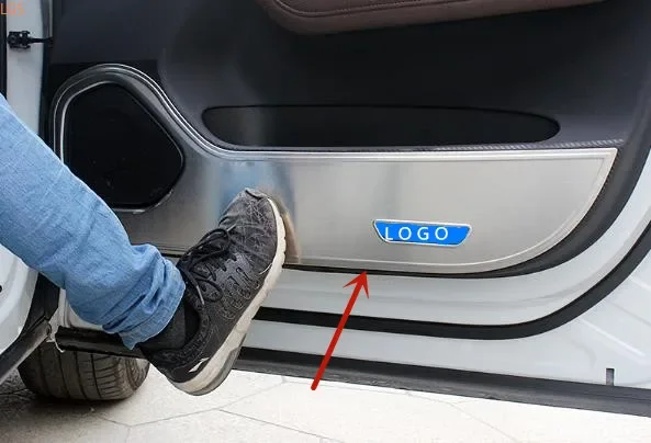 

For VOLVO XC60 2018-2023 High-quality stainless steel car Door anti-kick board Anti-scratch protection Car styling
