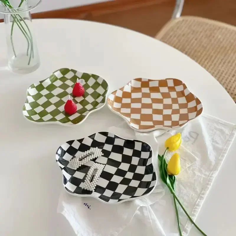 INS Checkerboard Ceramic Plate Jewelry StoragePlate DessertPlate Dessert plate Home Decoration Retro DinnerPlate Tableware