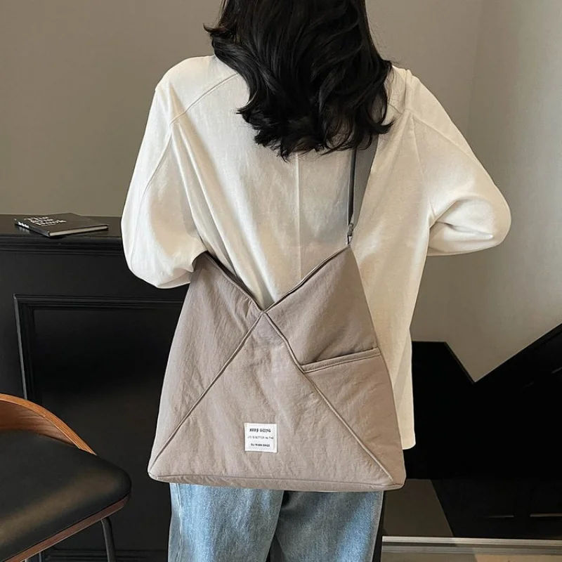 

High-End Women Work Tote Bag With Separate Laptop Compartment In Professional Leather For Corporate Settings And Meetings