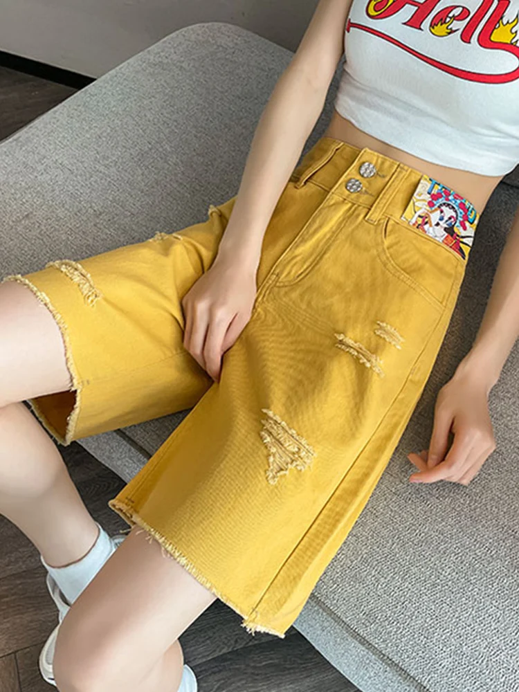 Jeans strappati super hot pantaloni da donna a gamba larga di media lunghezza estivi stile sottile nappa a vita alta pantaloncini gialli a 5 punti