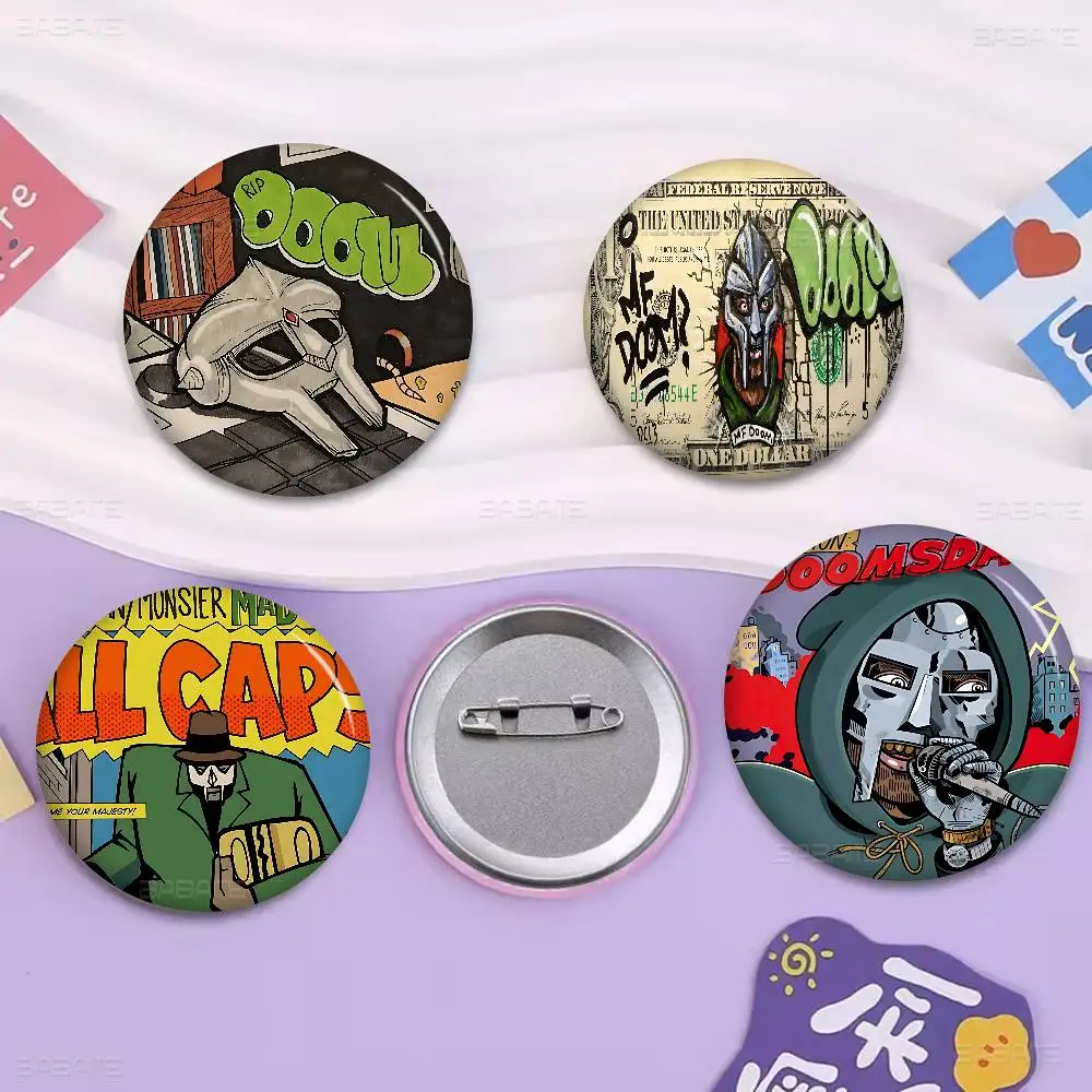 MF DOOM مغني الراب 32/44/58 مللي متر تخصيص زر دبابيس لطيف مضحك الإبداعية شارة مجوهرات ديكور هدايا للأصدقاء #3