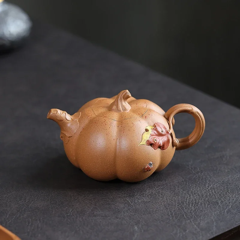 260ml Chinese Yixing Purple Clay Teapot Creative Handmade Pumpkin Shape Tea Pot Beauty Tea Infuser Kettle Famous Zisha Tea Set