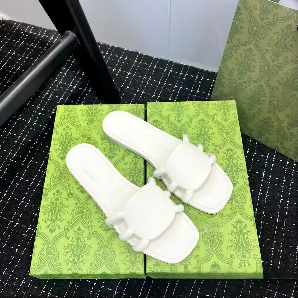 

2026 Summer New Women's Hollow Out Flat Sandals Open Toe Slide Sandals Casual Breathable Beach Shoes for Daily Wear