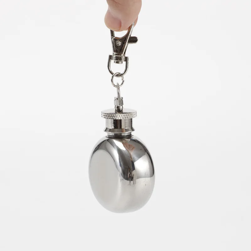 Portable 1oz Mini Hip Flask Stainless Steel Vodka Bottle Keychain Whisky Flagon