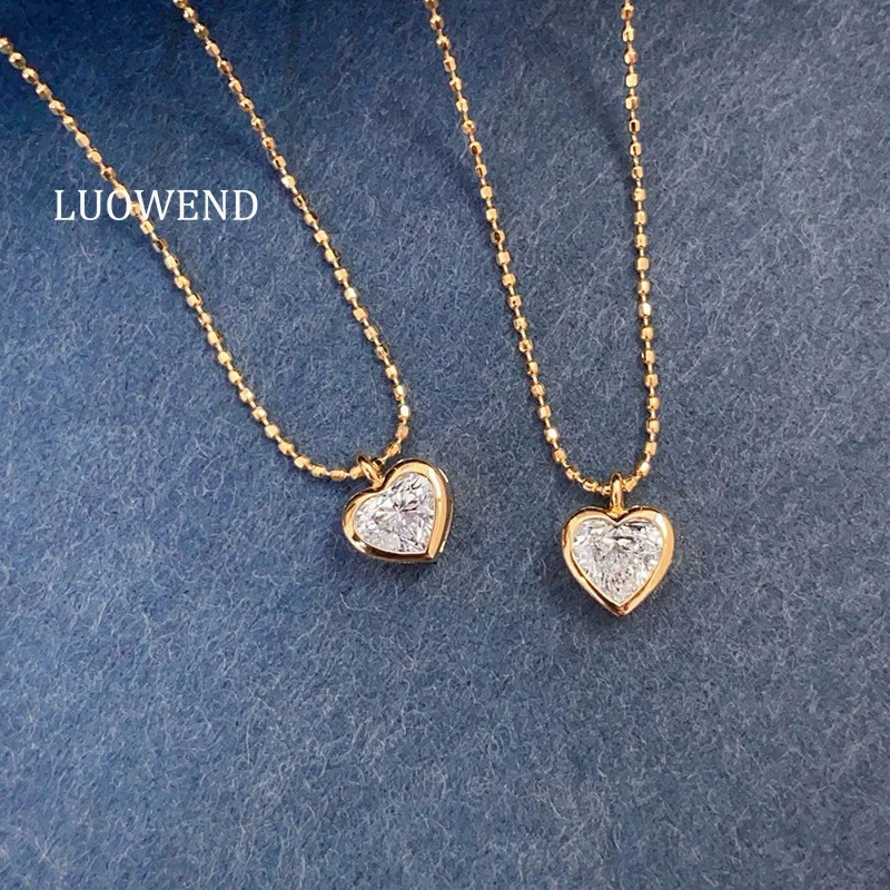 LUOWEND 100% 18K Yellow Gold Necklace Real Natural Diamond Pendant Necklace for Women Shiny Heart Shape High Wedding Jewelry