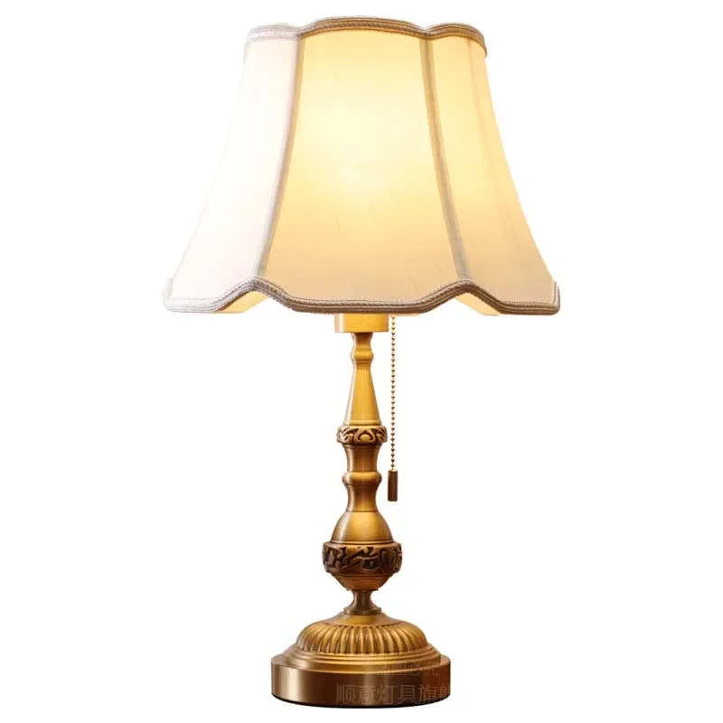 

European style all-copper desk lamp master bedroom bedside simple and modern