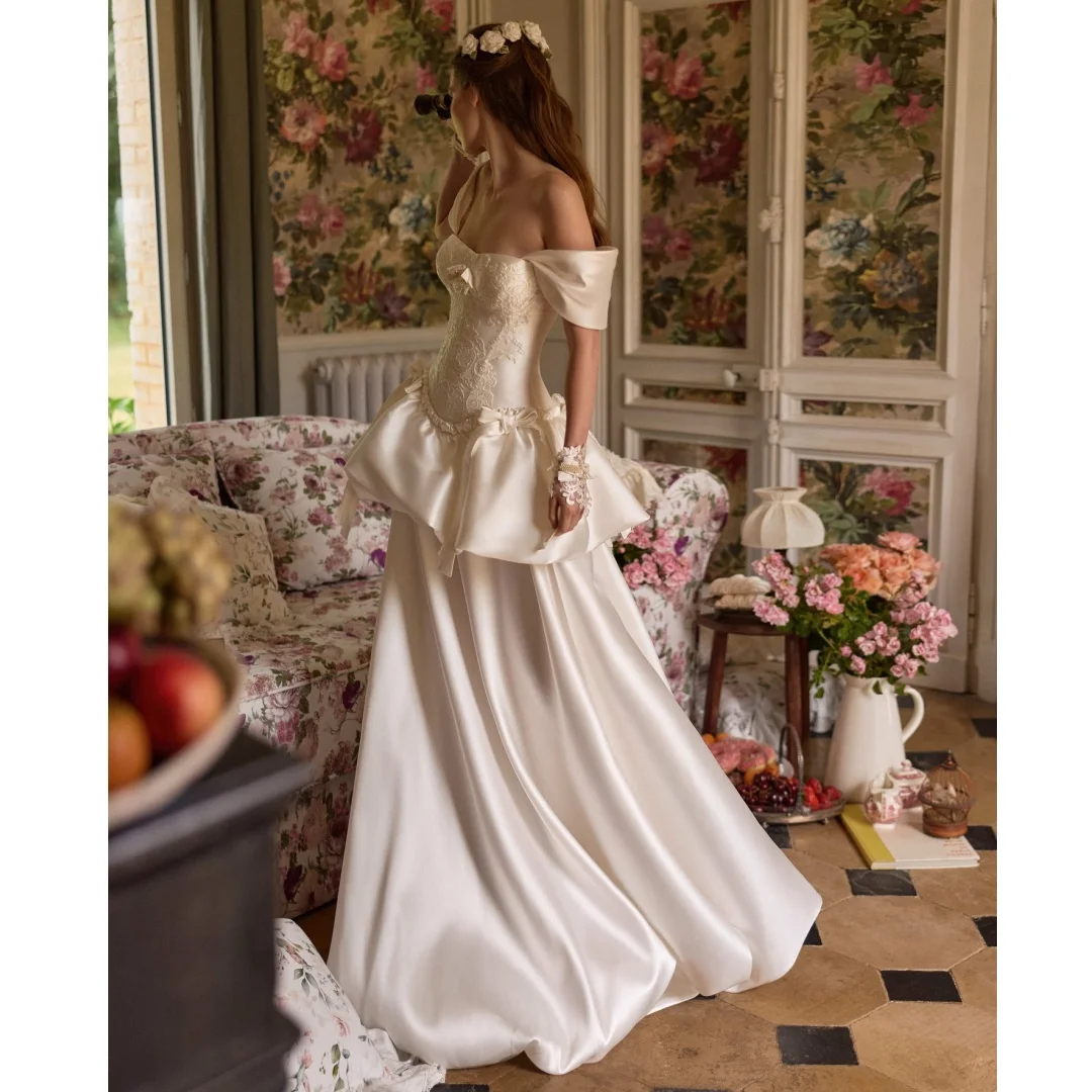 

Two Pieces Wedding Dresses Satin Retro Bridal Gown Off the Shoulder Lace Vintage Engagement Party Dress Customized