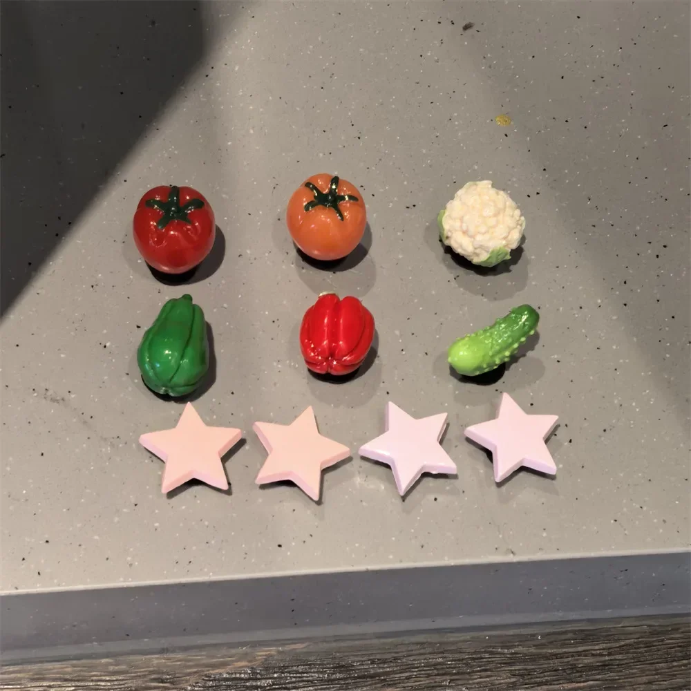 

New 3D Vegetable Shoe Charms Set Cucumber Tomato Eggplant Chili Shoe Decorations DIY Detachable Buckle Shoes Accessories 1 Set