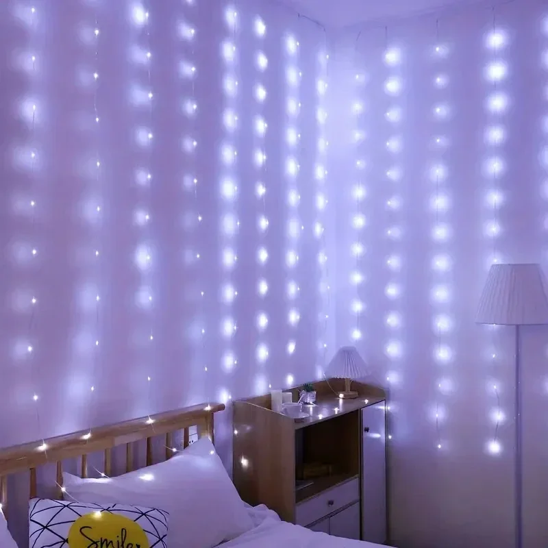 LED Curtain Light with Remote 8 Modes USB Powered Holiday Christmas String Lights Wedding Party Xmas Window Room Decor Aesthetic