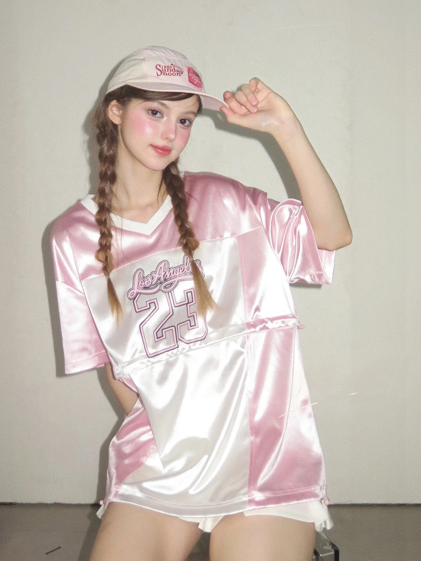 GirlyFancyClub Sporty Style Loose Fit T-Shirt Quick Dry Two-Way Wear Satin Finish Color Block Design Girls' Casual Top