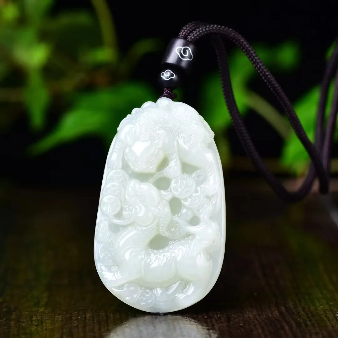 

Exquisite Hetian Jade Unicorn Lucky Pendant Jewelry 1398#