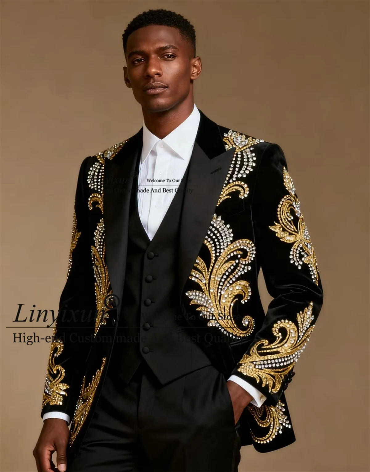 

Высококачественные ювелирные изделия с кристаллами, мужские костюмы, комплекты из 3-х предметов, смокинг для свадебной вечеринки, остроконечный лацкан, индивидуальный жених, приталенный пиджак, Ropa Hombre