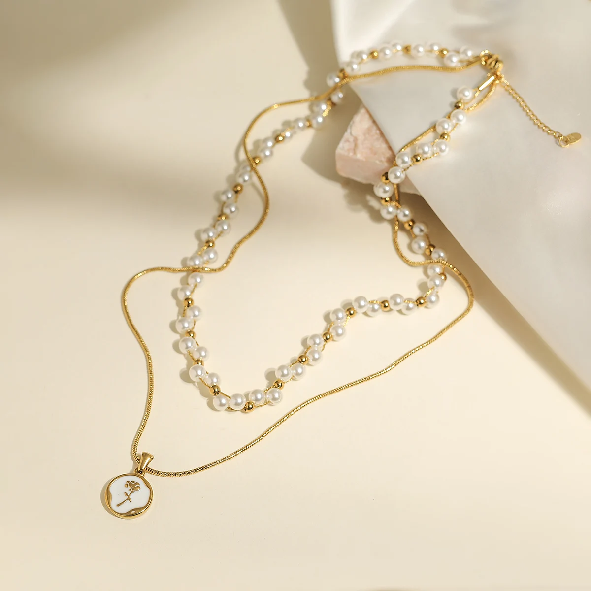 NEWBUY Trendy Gold Color Double Layers Stainless Steel Choker Necklace For Women Fashion Flower Pearl Party Jewelry Female