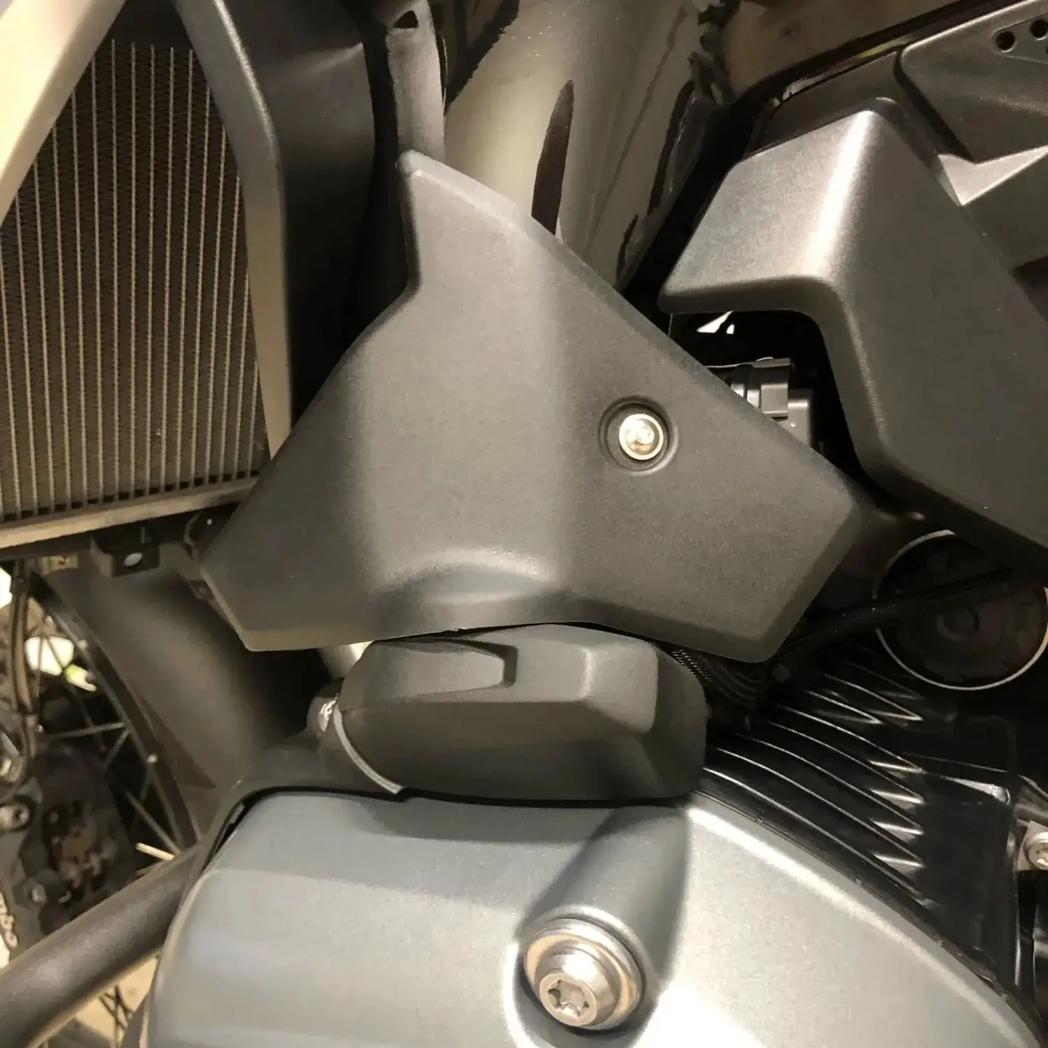 

Motorcycle Accessories For BMW R1250GS R1200GS 2019-2021 2022 2023 2024 2025 R 1200 1250GS Throttle Body Guards Cover Protection