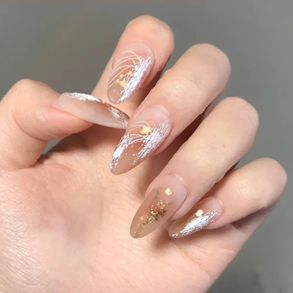 24 pezzi bara unghie finte cuore diamante modello francese unghie finte di media lunghezza modello completamente finito toppe per nail art per ragazze