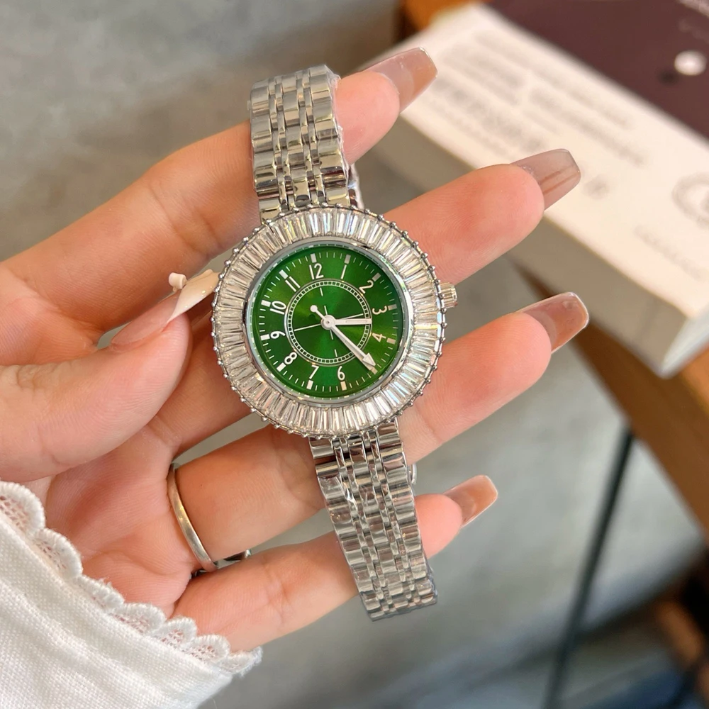 ファッションブランド腕時計女性ガールレディースかわいい宝石クリスタルスタイルダイヤルスチールメタルバンドクォーツ高級時計 CH132