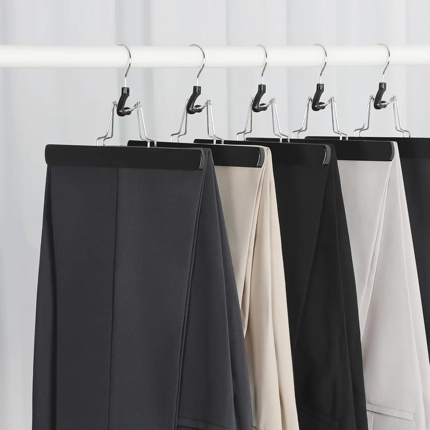 

ARLANY, 20 шт., деревянные вешалки для брюк, деревянные вешалки с зажимами, вешалки для джинсов, брюк, вешалки для наращивания волос, вешалки для юбок