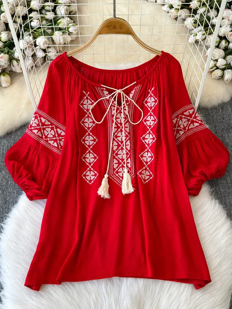 Women's Autumn Blouse Vintage Ethnic Style Top Embroidered Travel Long Sleeved Shirt Cotton and Linen Top 2024 New Item BL033