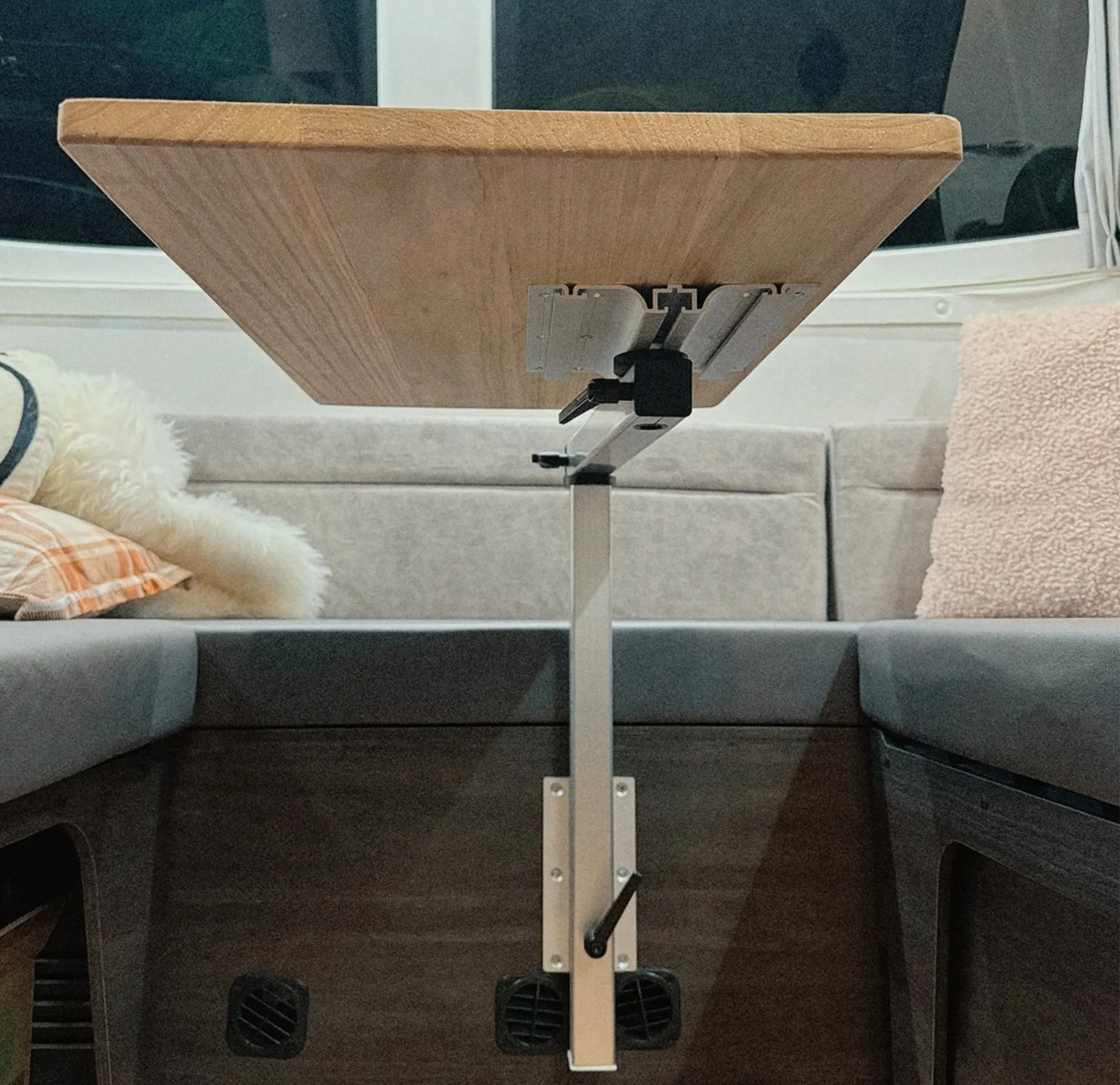 

COMPAKS Factory Direct Sales Trailer Parts Height Adjustable Rotatable Table Leg