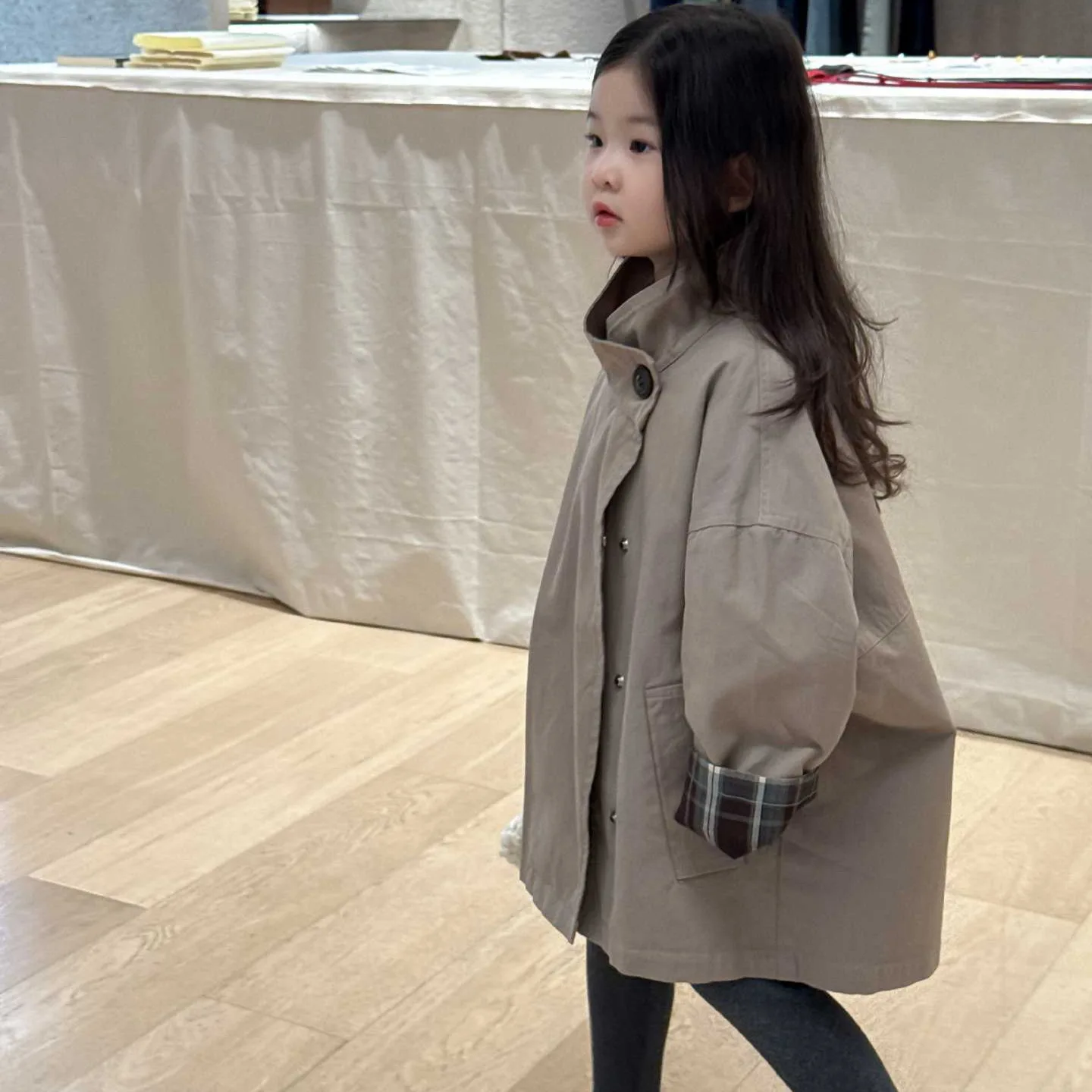 

2025 Autumn New Children's Clothing Girls' Stand-up Collar Single-Breasted Mid-Length Trench Coat
