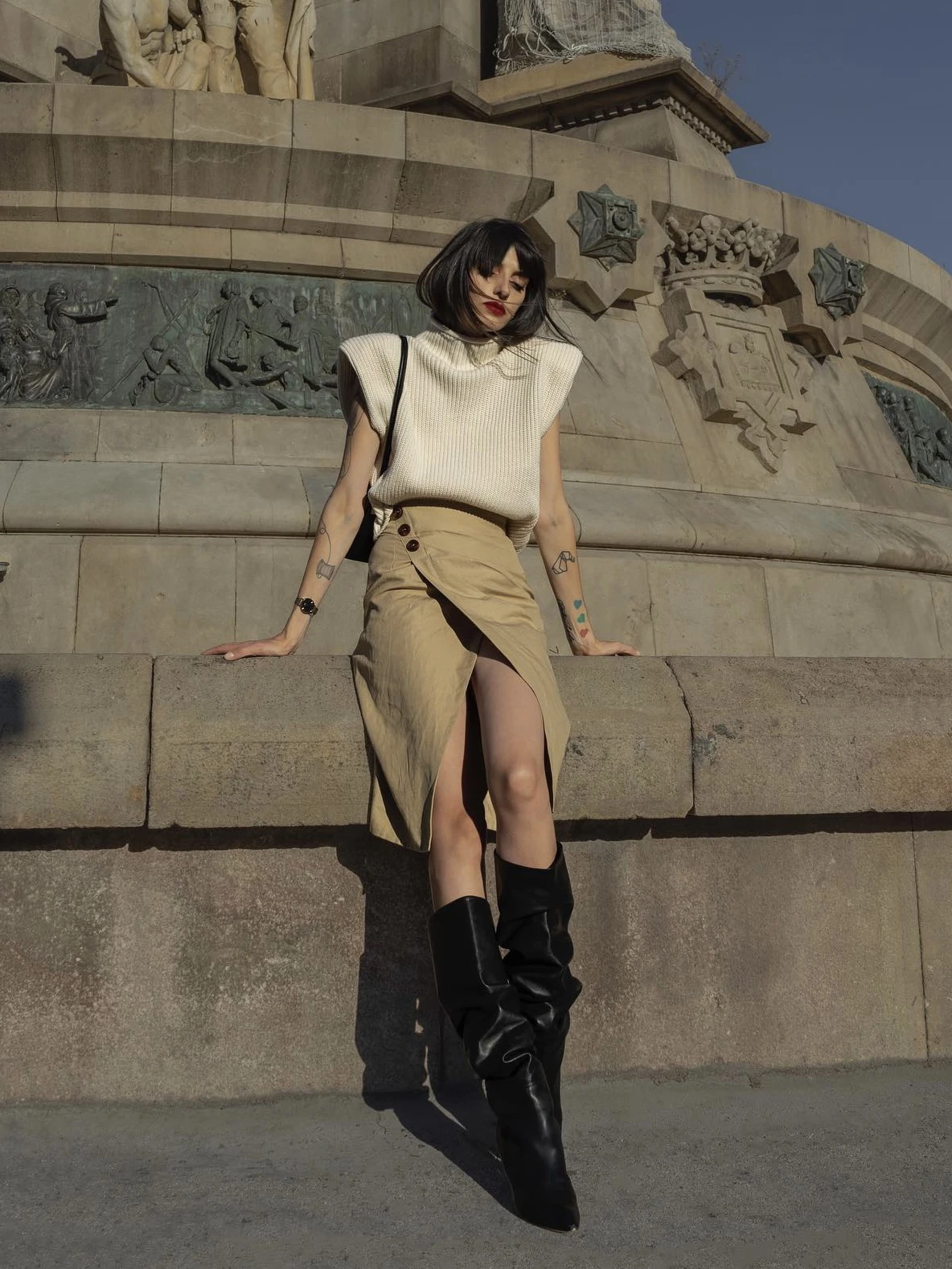 

Asymmetrical High Waist Midi Skirt Vintage Split Versatile Bodycon Skirt for 25-29 Years Old Women Commute Pure Color