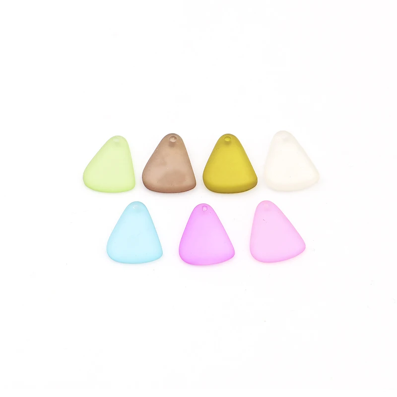 8Seasons Resin Sea Glass Charms Pendants Triangle Lake Blue Green Transparent Clear Frosted Pendants DIY Jewelry 20mmx 15mm,5pcs