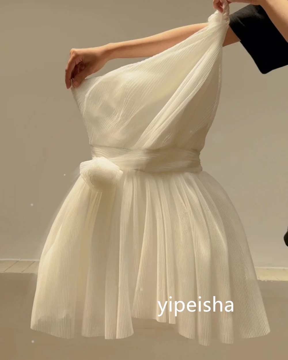 Robe de Bal Courte à Plis en Filet, Ligne A, Asymétrique, Épaule Dénudée, Classique, Exquise, Style Moderne, Pastrol, Unisexe